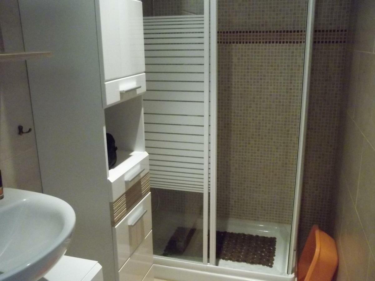 Madamme Curie Apartment Torrevieja Exteriör bild