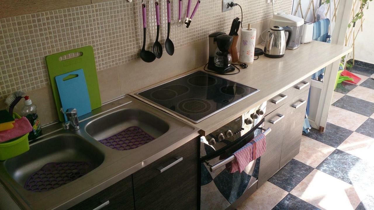 Madamme Curie Apartment Torrevieja Exteriör bild