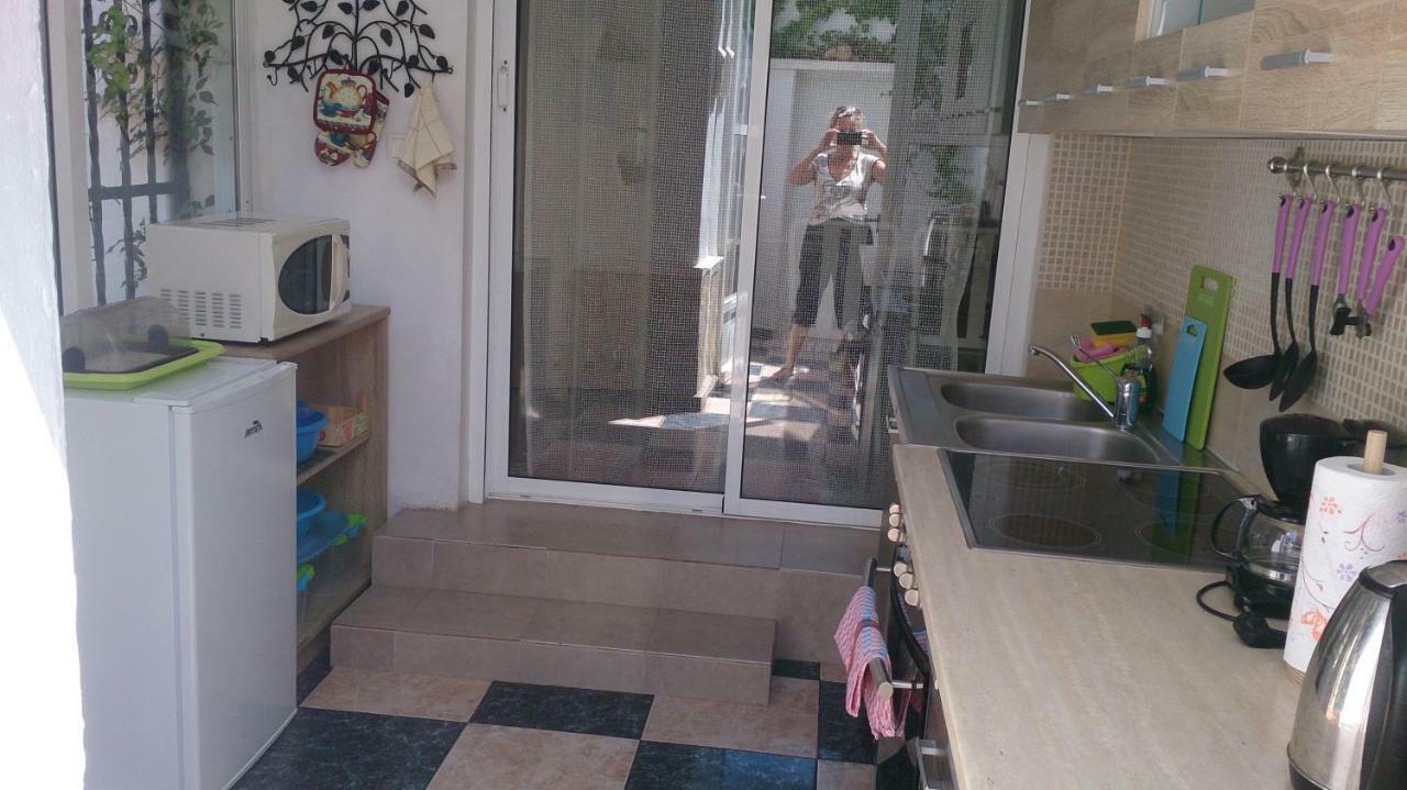 Madamme Curie Apartment Torrevieja Exteriör bild
